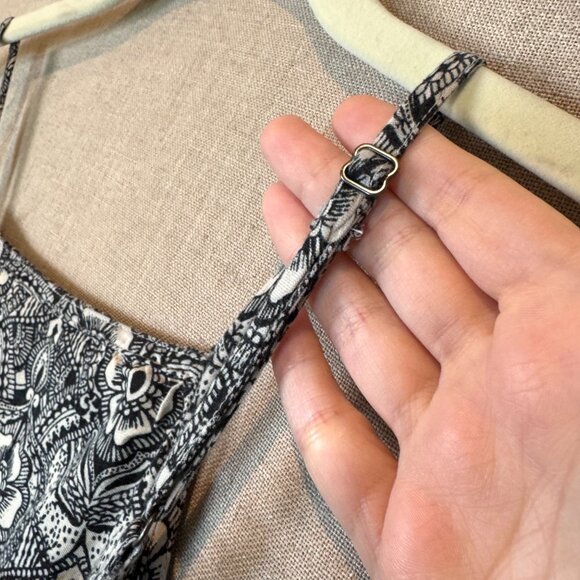 Abercrombie & Fitch Y2K Black & White Floral Mini Dress Strappy Fit & Flare - Picture 8 of 12